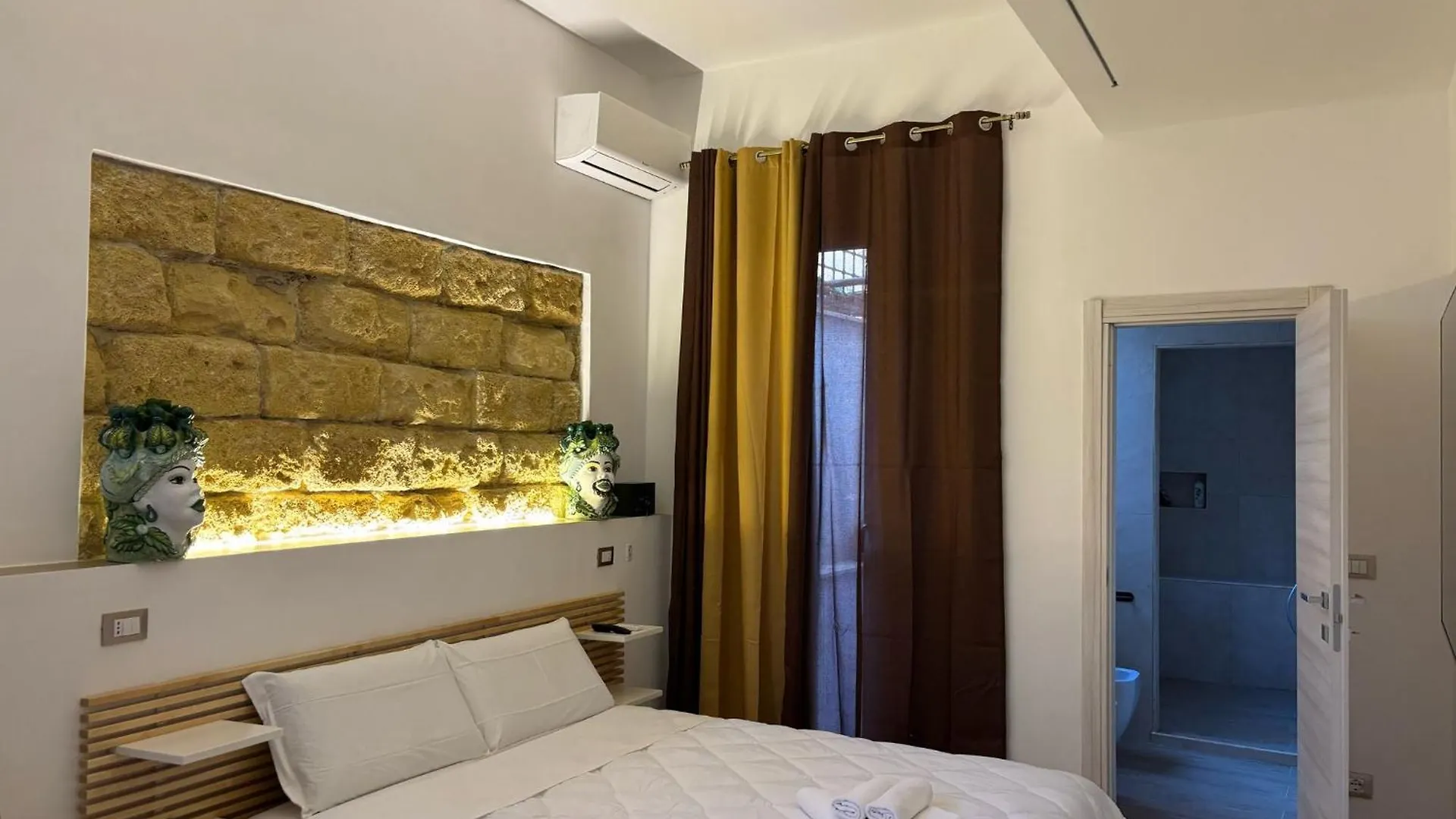 Palermo Sunset Hotel 0*,  Italy